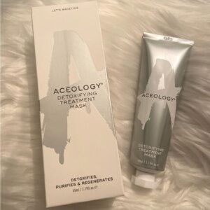 Aceology Detoxifying Treatment Mask